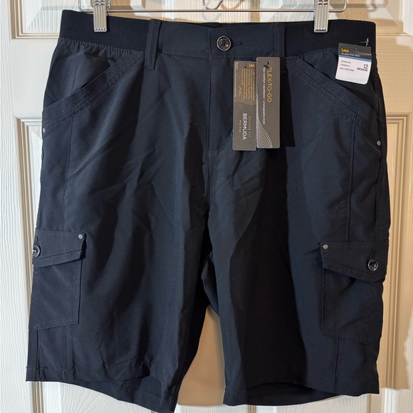 Lee Pants - Lee woman’s Dark Cargo Shorts